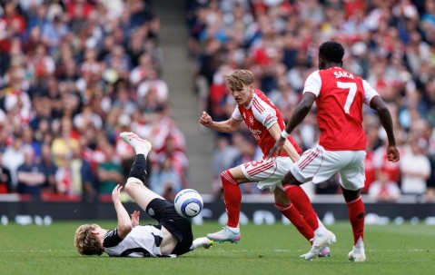 欧博登录入口-集结日阿森纳遗憾出局——社区盾节点到来，赛场秩序良好，身体对抗强度拉满的简单介绍